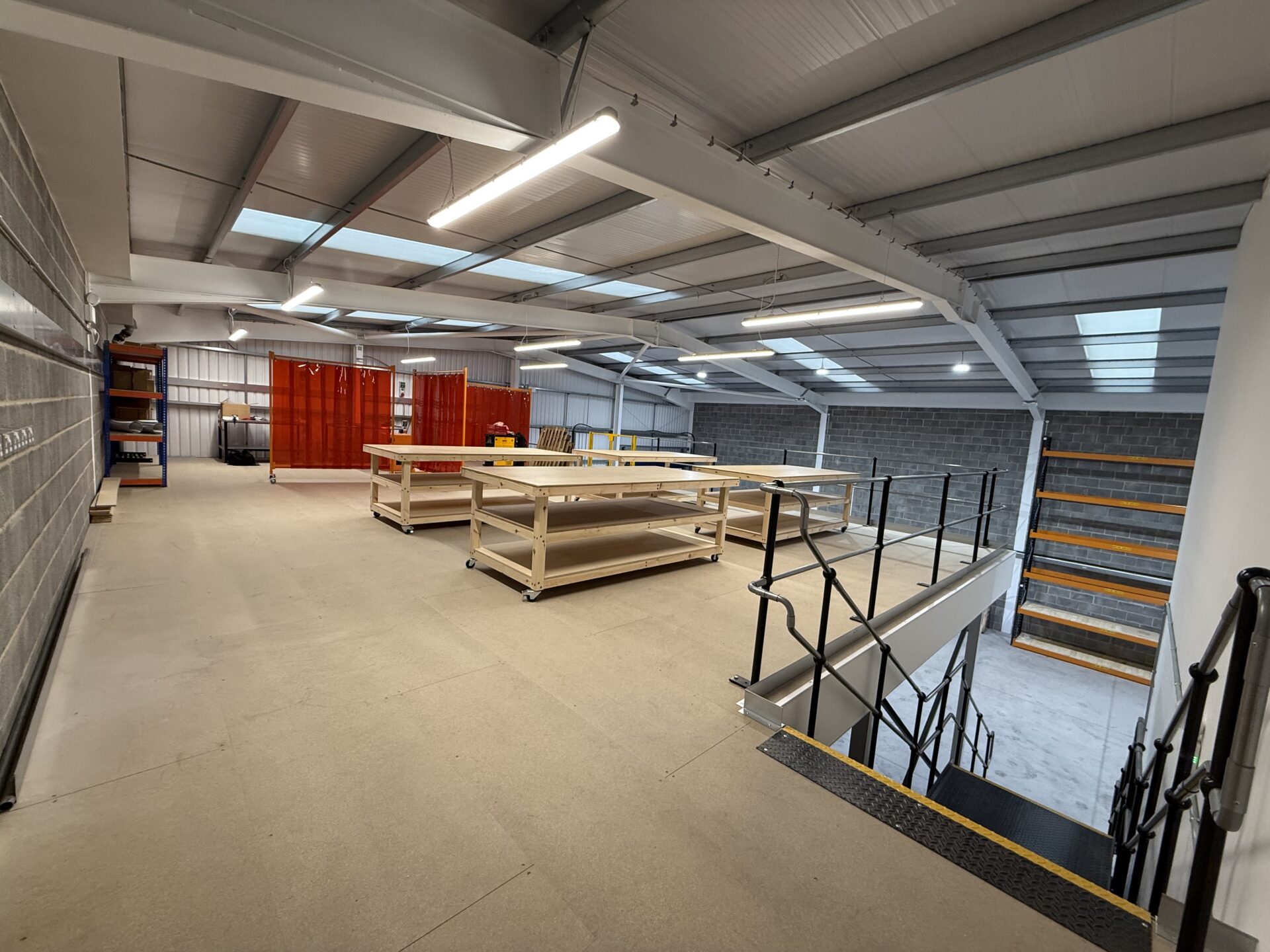 Warehouse mezzanine floor Warehouse mezzanine floor