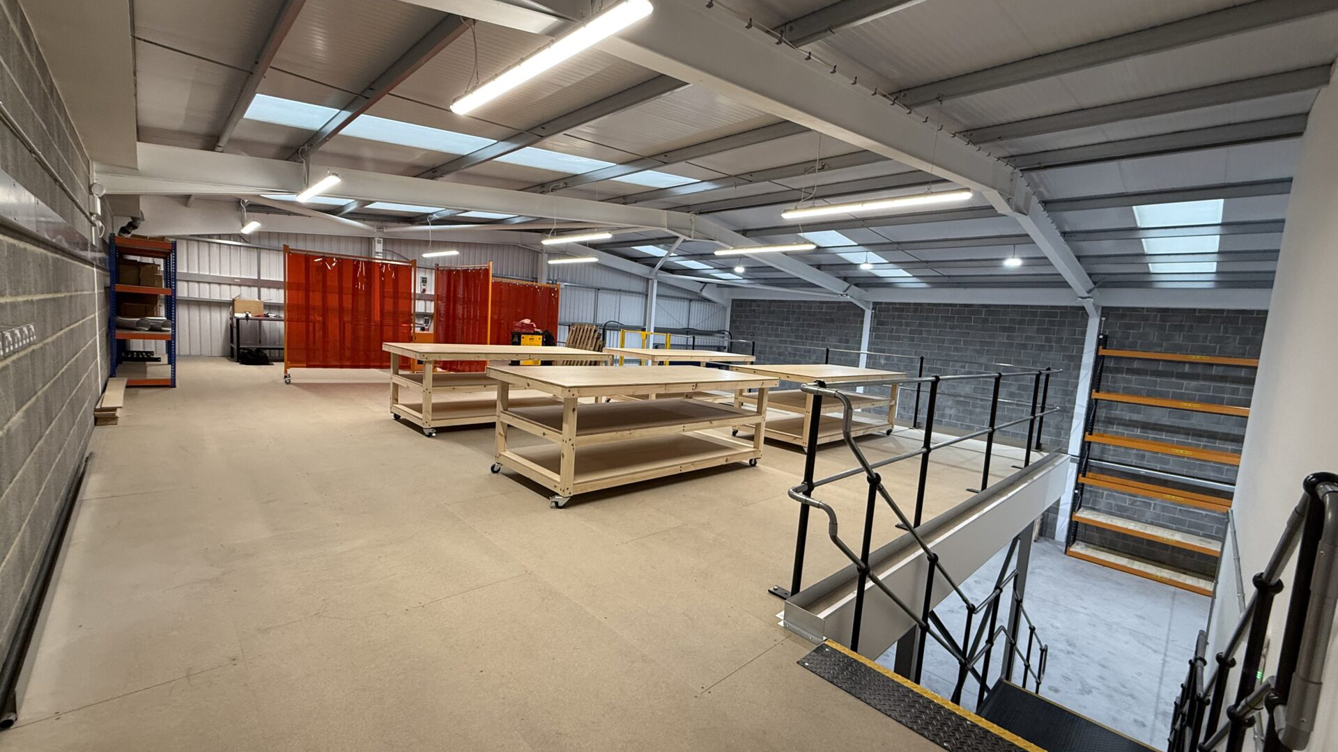 Warehouse mezzanine floors Warehouse mezzanine floors